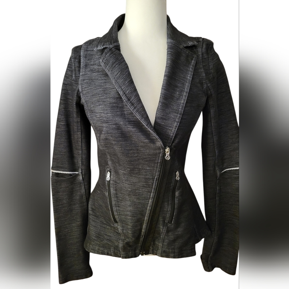 LULULEMON RIDE ON BLAZER - Picture 3 of 8